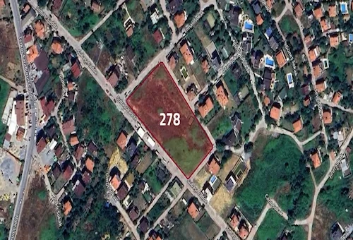 Land for sale in Karaburun suitable for promising investment in Arnavutköy | L278