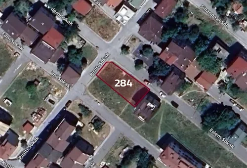 Land for sale, ready for construction, in the center of Arnavutköy, specifically in Taşoluk | L284