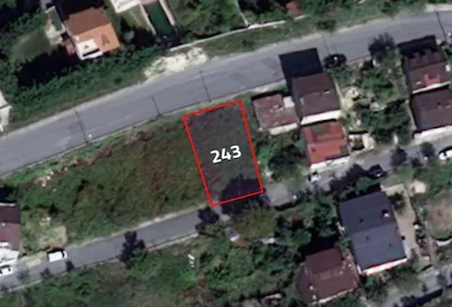 A ready-to-develop land for sale in the center of Arnavutköy, specifically in Taşoluk | L243